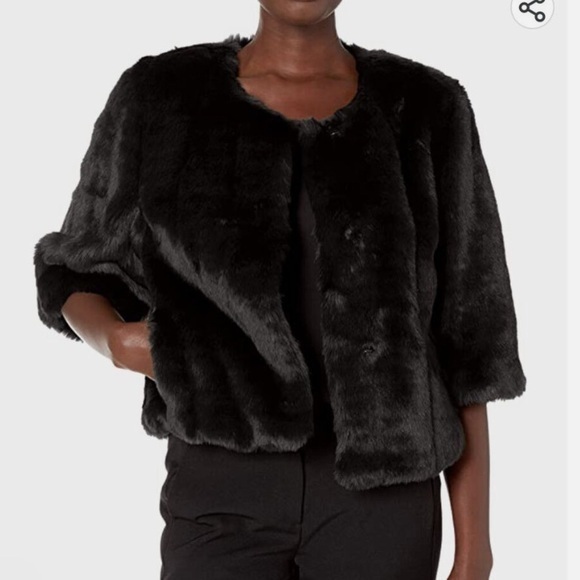 Calvin Klein Black Solid Faux Fur Shrug - Picture 1 of 9